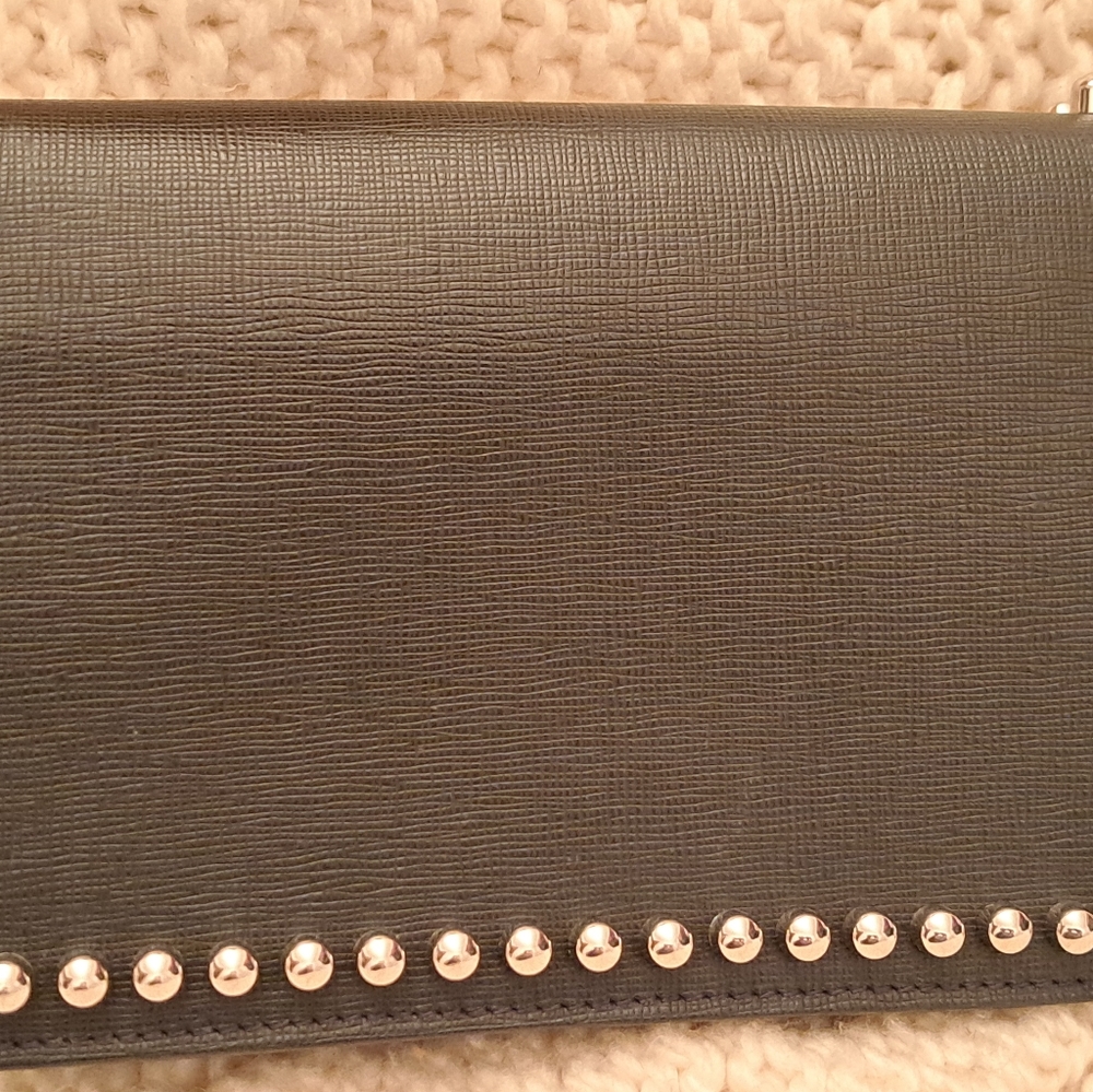 FENDI WOC - Picture 5 of 16